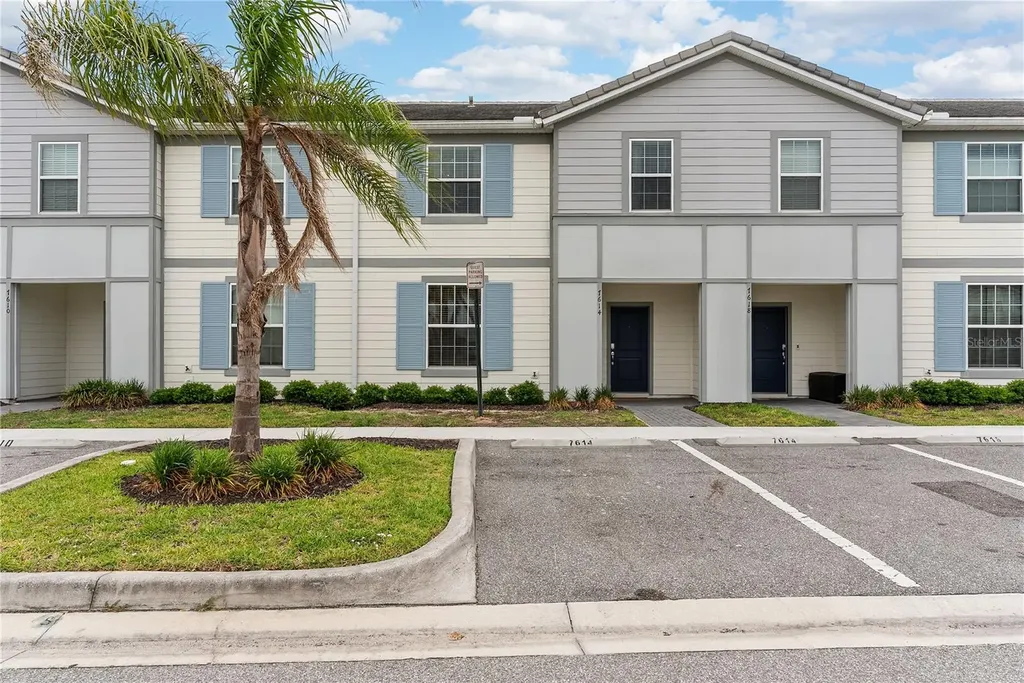 7614 Oak Spring Lane Davenport FL 33837