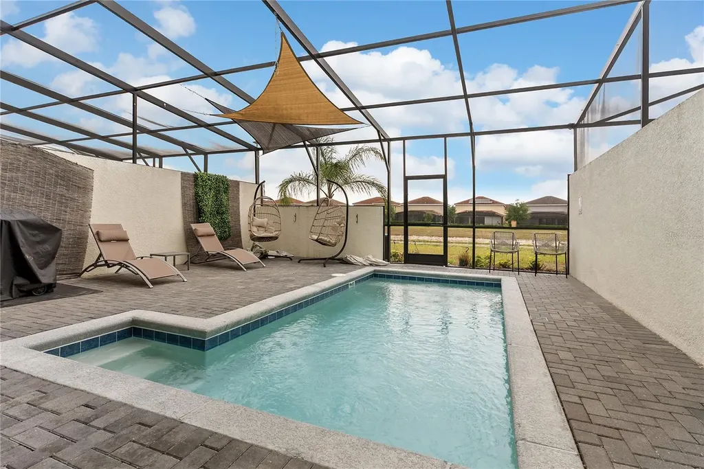 7614 Oak Spring Lane Davenport FL 33837