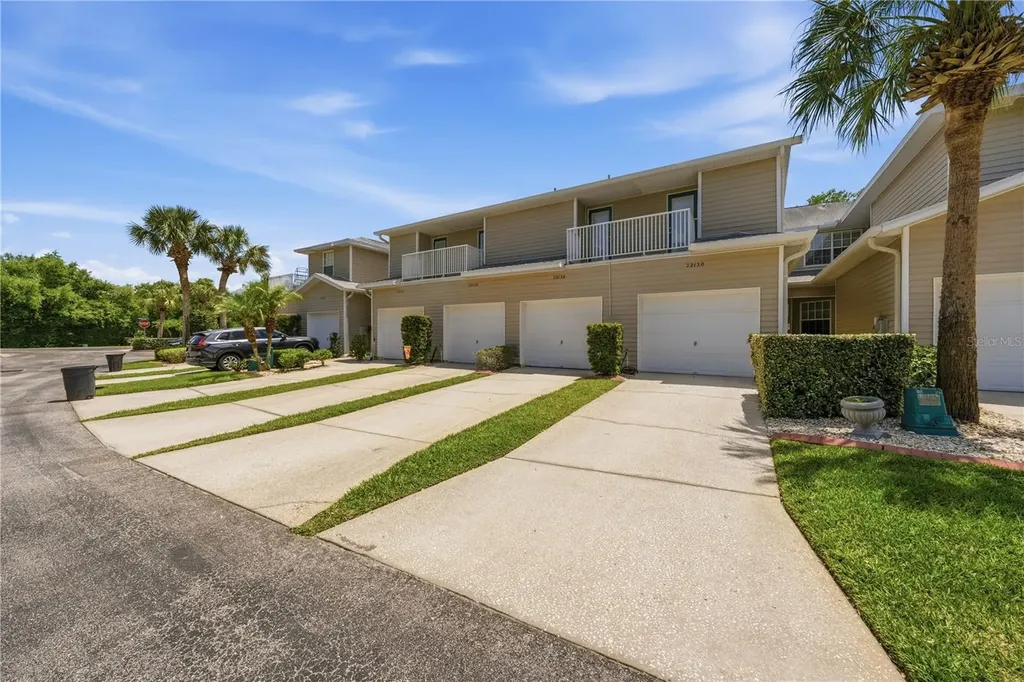 22128 Little Lagoon Court Lutz FL 33549