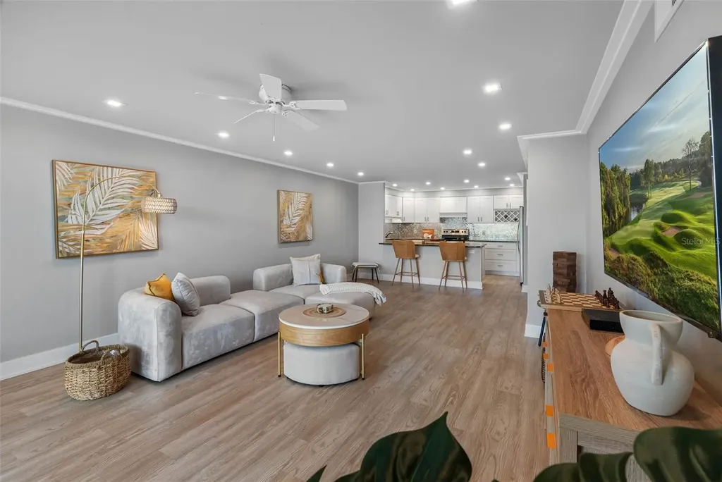 220 Belleview Boulevard Belleair FL 33756