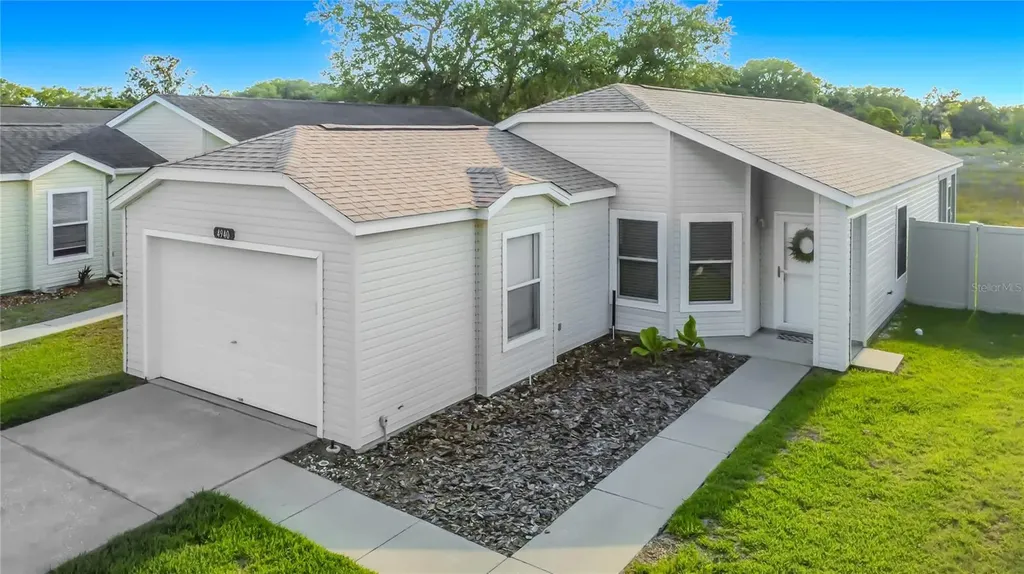 4940 Heron Run Circle Leesburg FL 34748