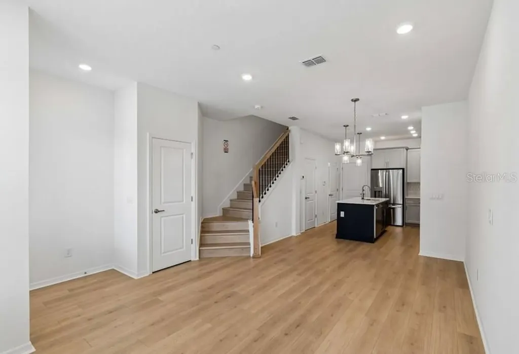 4365 Roush Avenue Orlando FL 32803