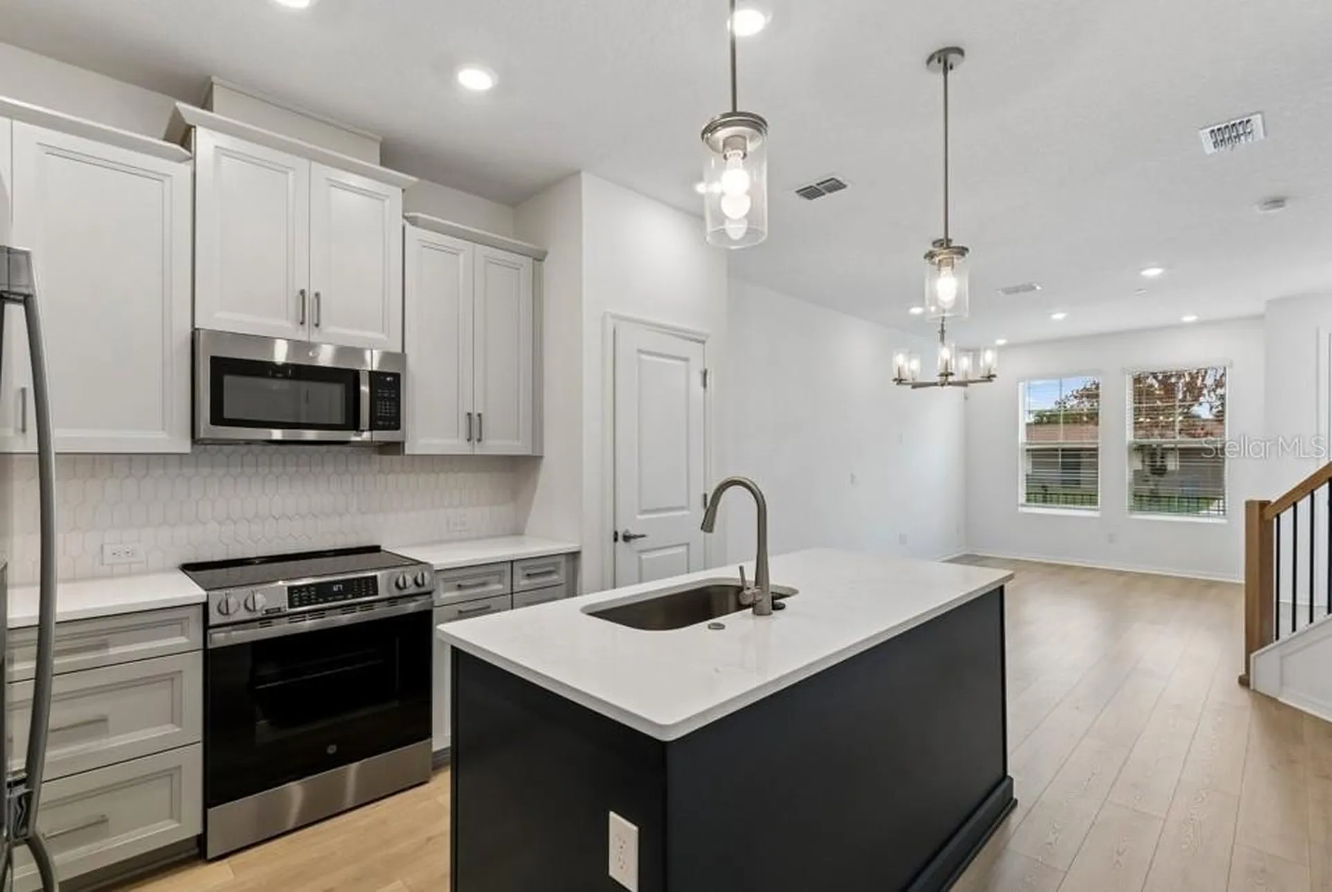 4365 Roush Avenue Orlando FL 32803