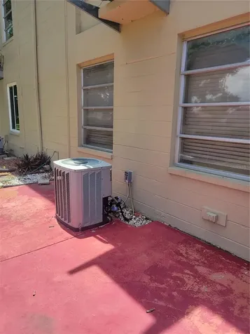 2464 Australia Way E Clearwater FL 33763