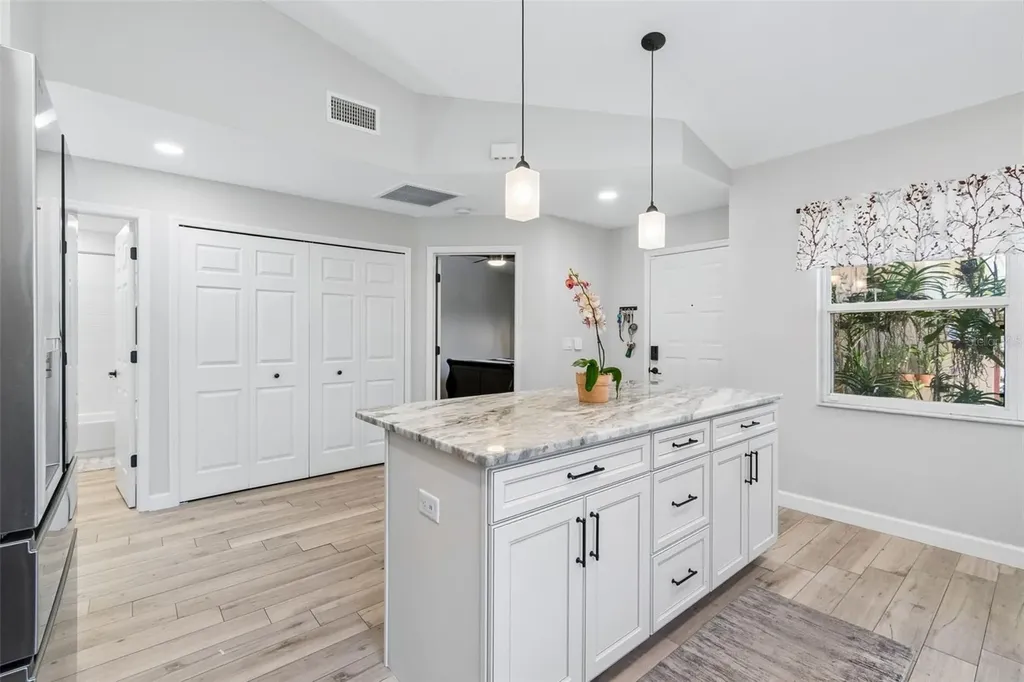 5613 Monte Rosso Road Sarasota FL 34243