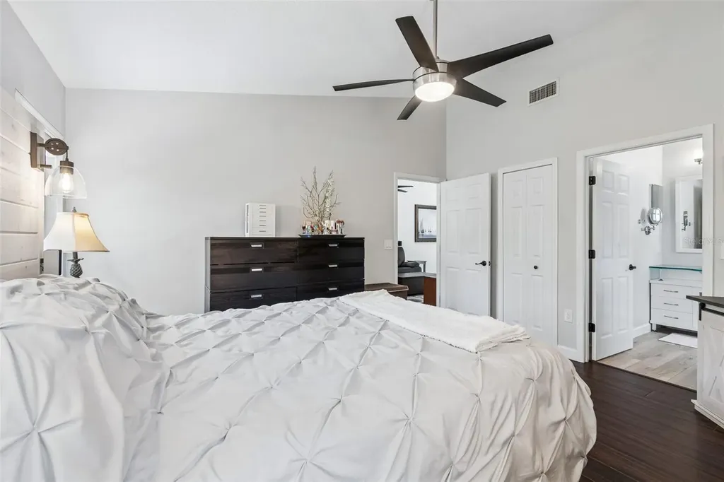 5613 Monte Rosso Road Sarasota FL 34243