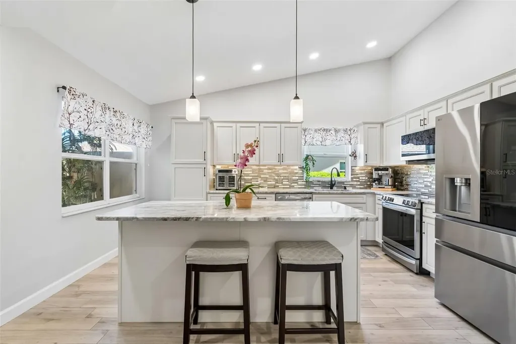 5613 Monte Rosso Road Sarasota FL 34243