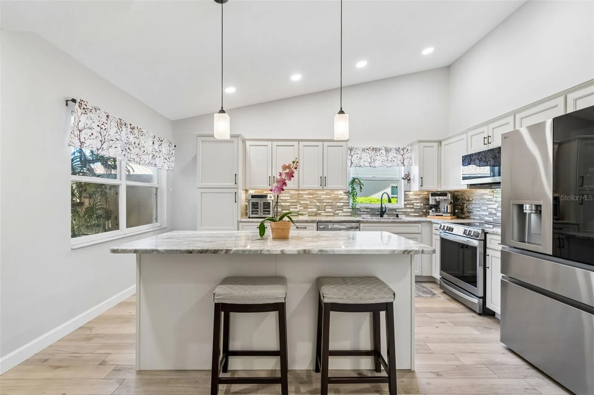 5613 Monte Rosso Road Sarasota FL 34243
