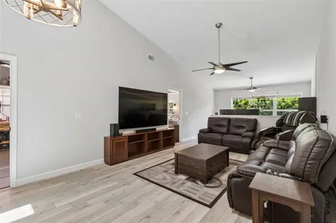 5613 Monte Rosso Road Sarasota FL 34243