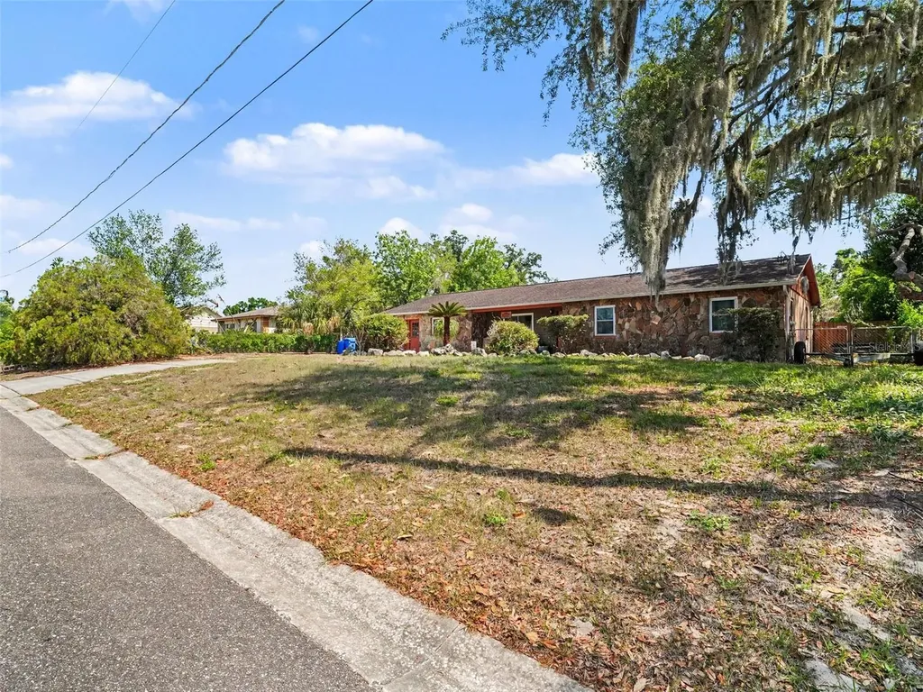 11207 Creekview Drive Riverview FL 33569