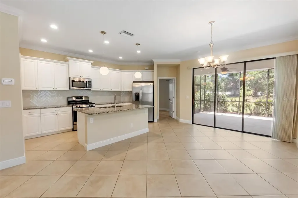 4226 Midnight Blue Run Bradenton FL 34211