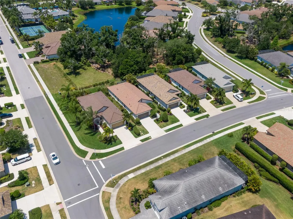 4226 Midnight Blue Run Bradenton FL 34211