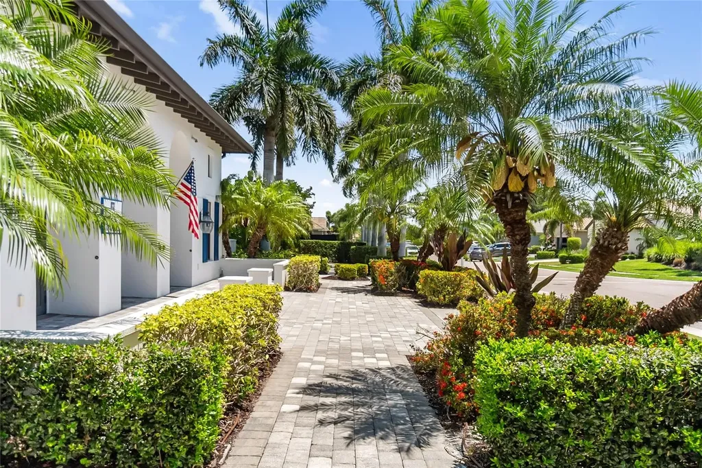 4226 Midnight Blue Run Bradenton FL 34211