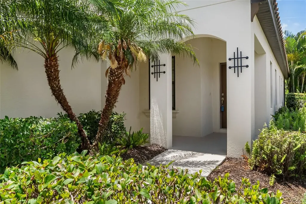 4226 Midnight Blue Run Bradenton FL 34211