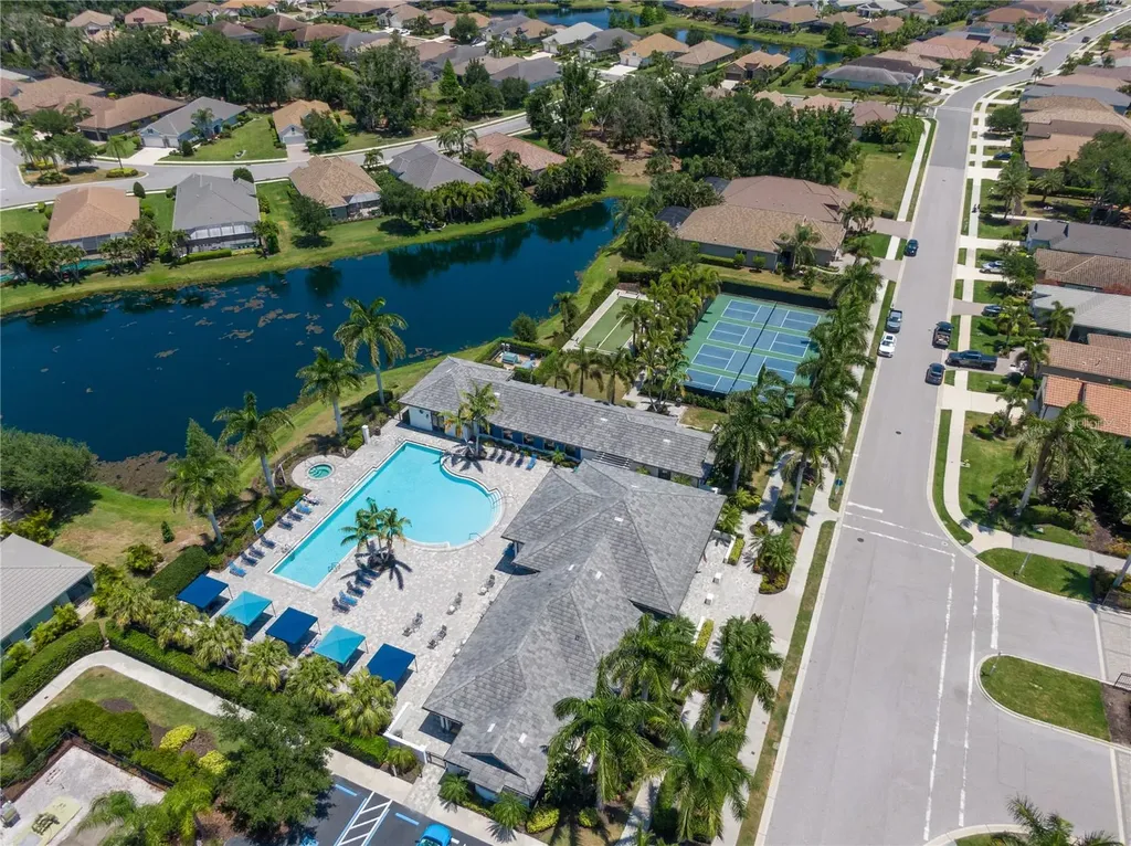 4226 Midnight Blue Run Bradenton FL 34211