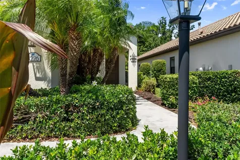4226 Midnight Blue Run Bradenton FL 34211