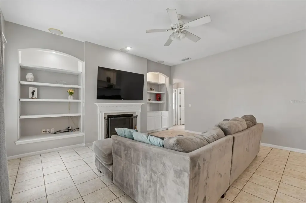 10243 Shadow Branch Drive Tampa FL 33647