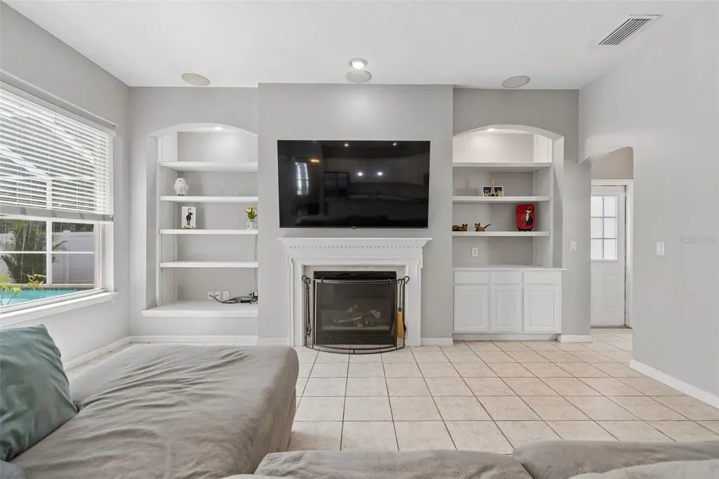10243 Shadow Branch Drive Tampa FL 33647