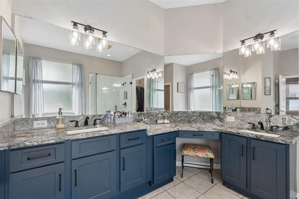 10243 Shadow Branch Drive Tampa FL 33647