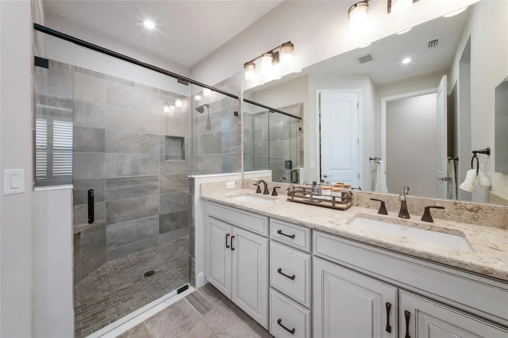 5504 Summit Glen Bradenton FL 34203
