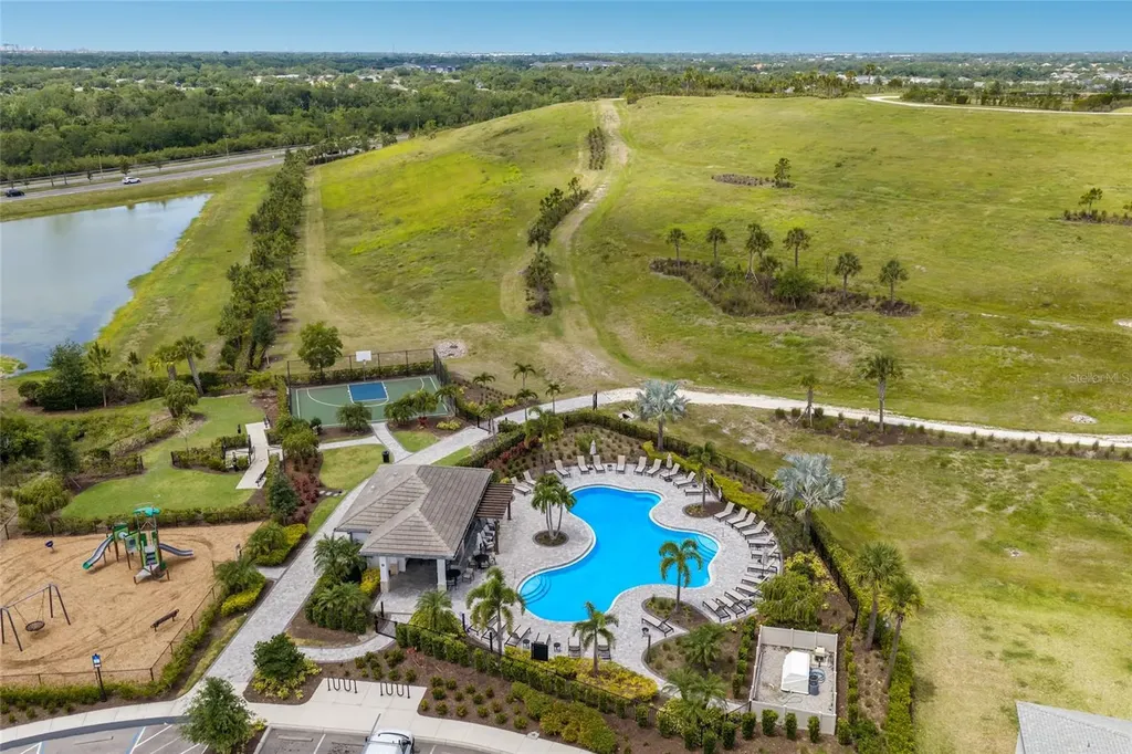 5504 Summit Glen Bradenton FL 34203