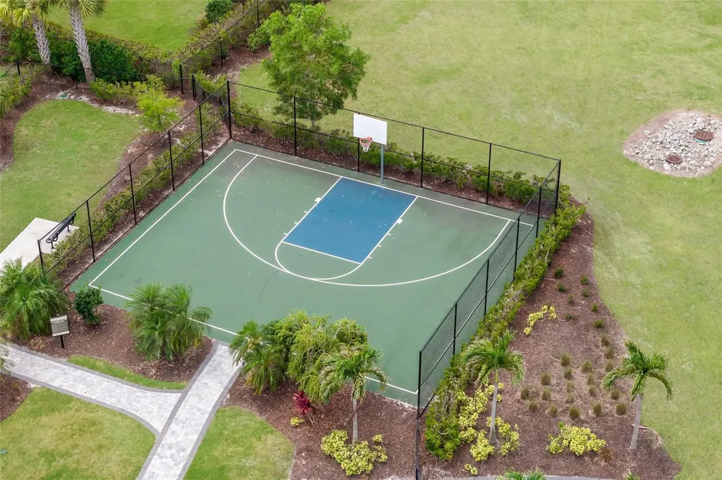 5504 Summit Glen Bradenton FL 34203