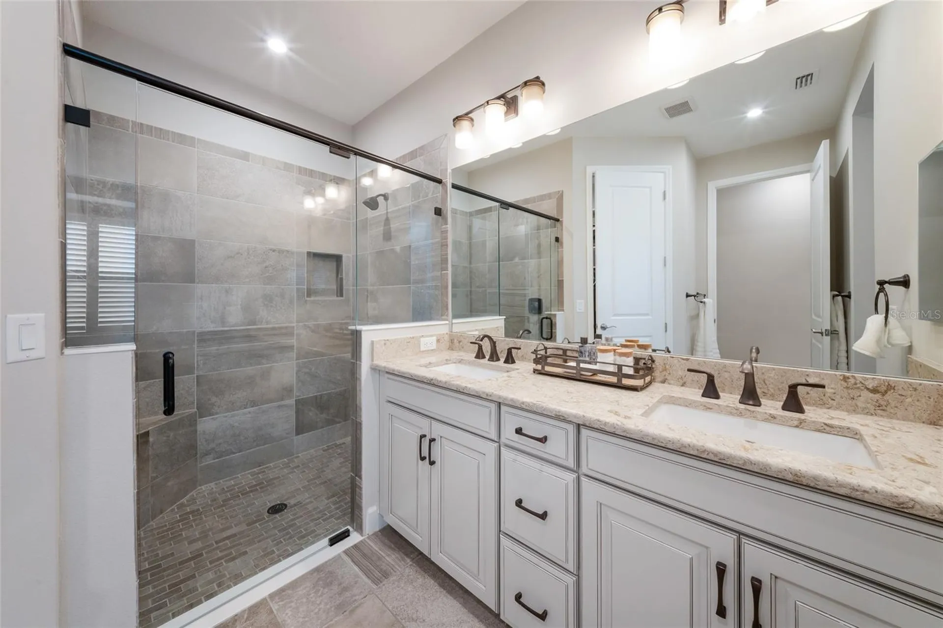 5504 Summit Glen Bradenton FL 34203