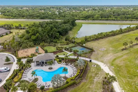 5504 Summit Glen Bradenton FL 34203