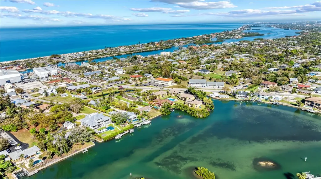 101 Louella Lane Nokomis FL 34275