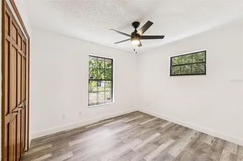 1095 E Graves Avenue Orange City FL 32763