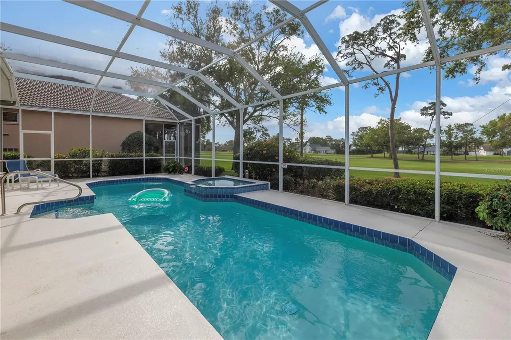 4334 Mirabella Circle Bradenton FL 34210