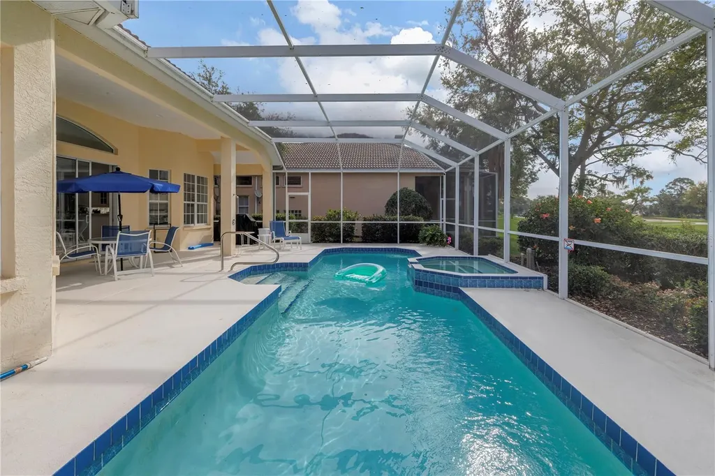 4334 Mirabella Circle Bradenton FL 34210