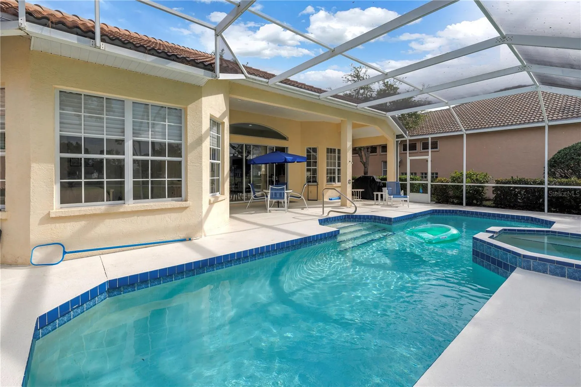 4334 Mirabella Circle Bradenton FL 34210