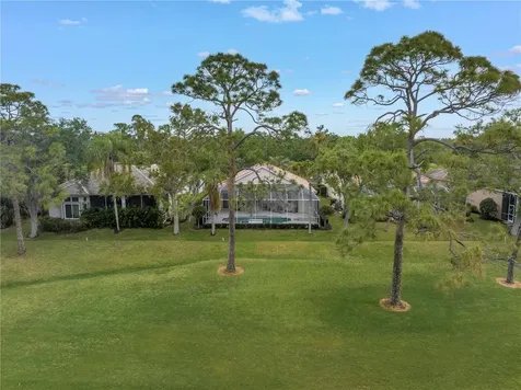 4334 Mirabella Circle Bradenton FL 34210
