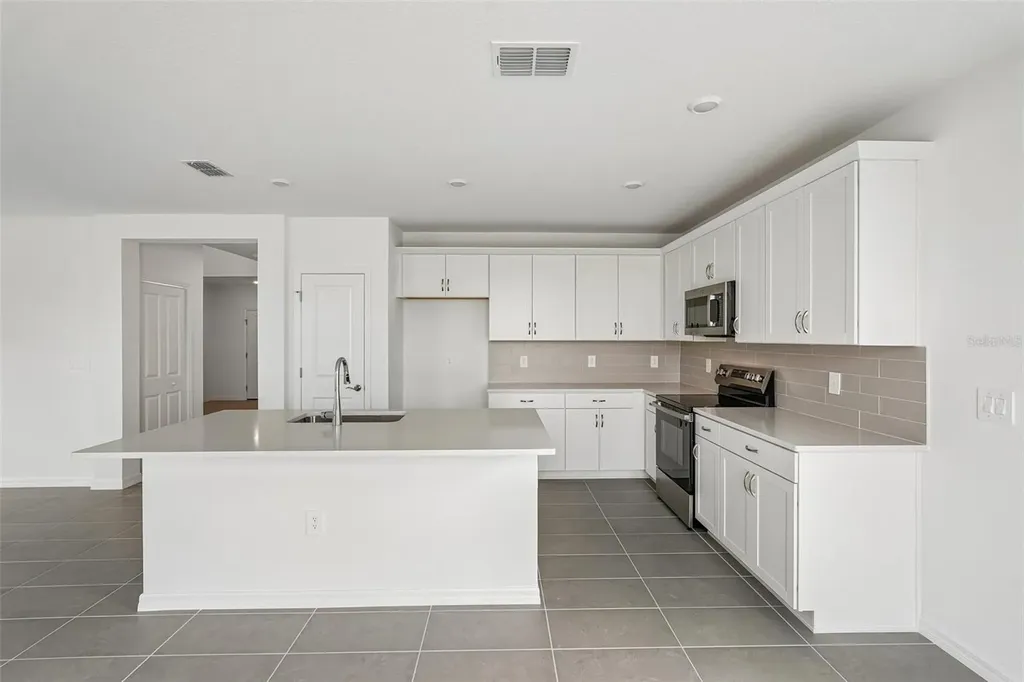 4327 Outhaul Run Palmetto FL 34221