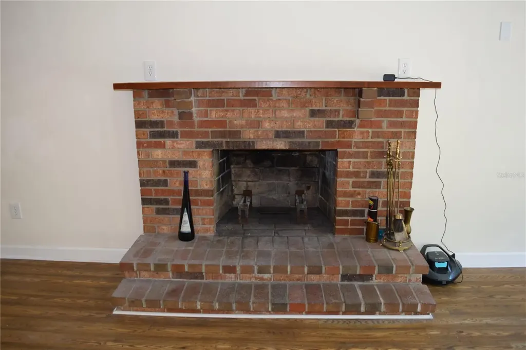 2690 64th Place N St Petersburg FL 33702