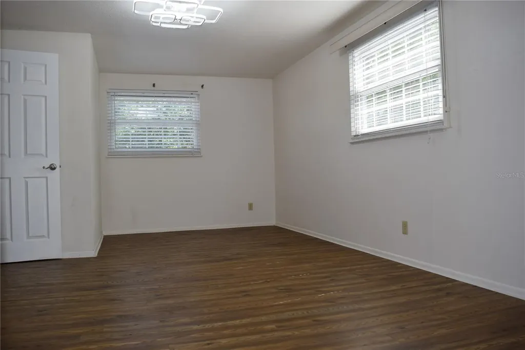 2690 64th Place N St Petersburg FL 33702