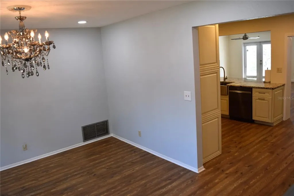 2690 64th Place N St Petersburg FL 33702