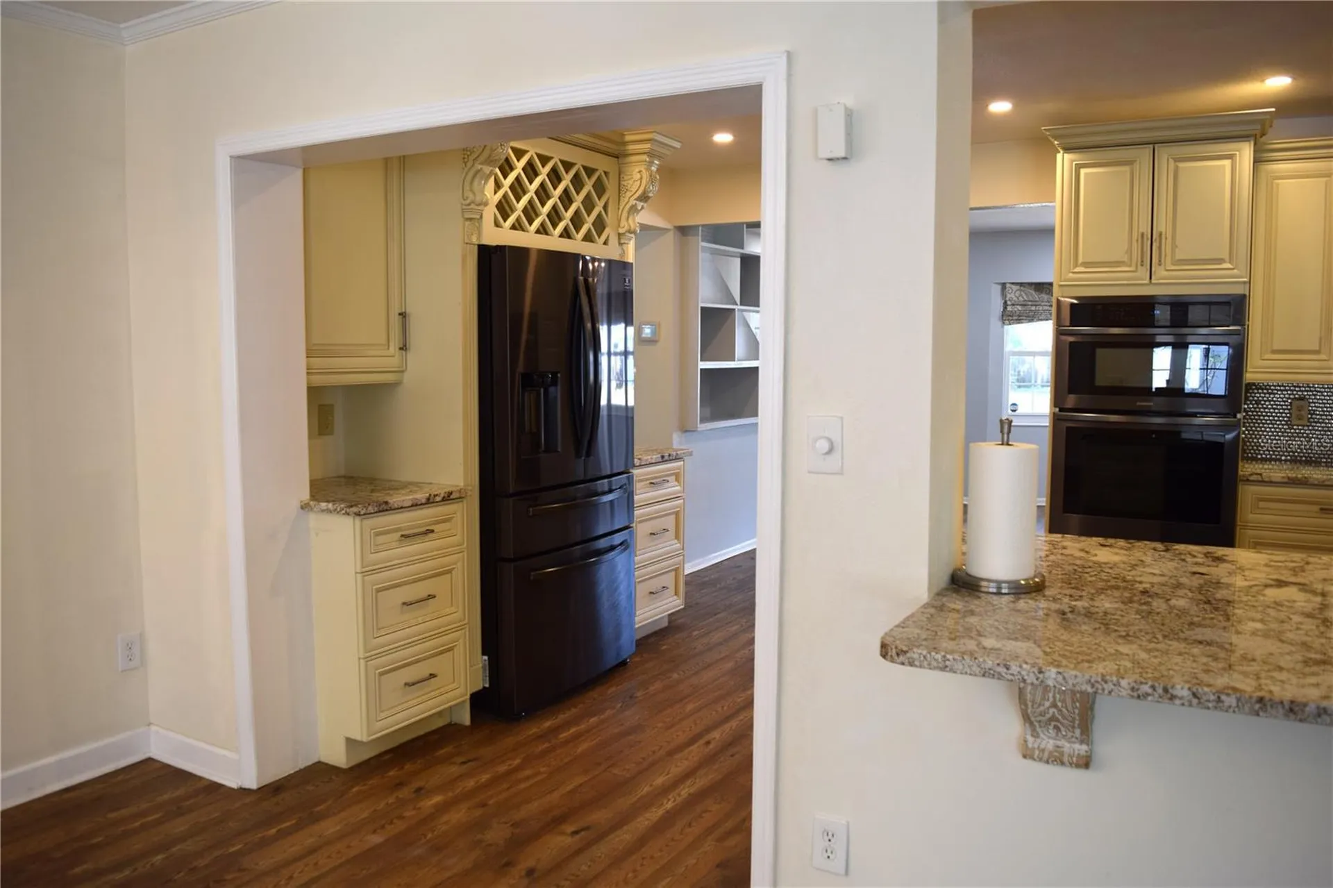 2690 64th Place N St Petersburg FL 33702