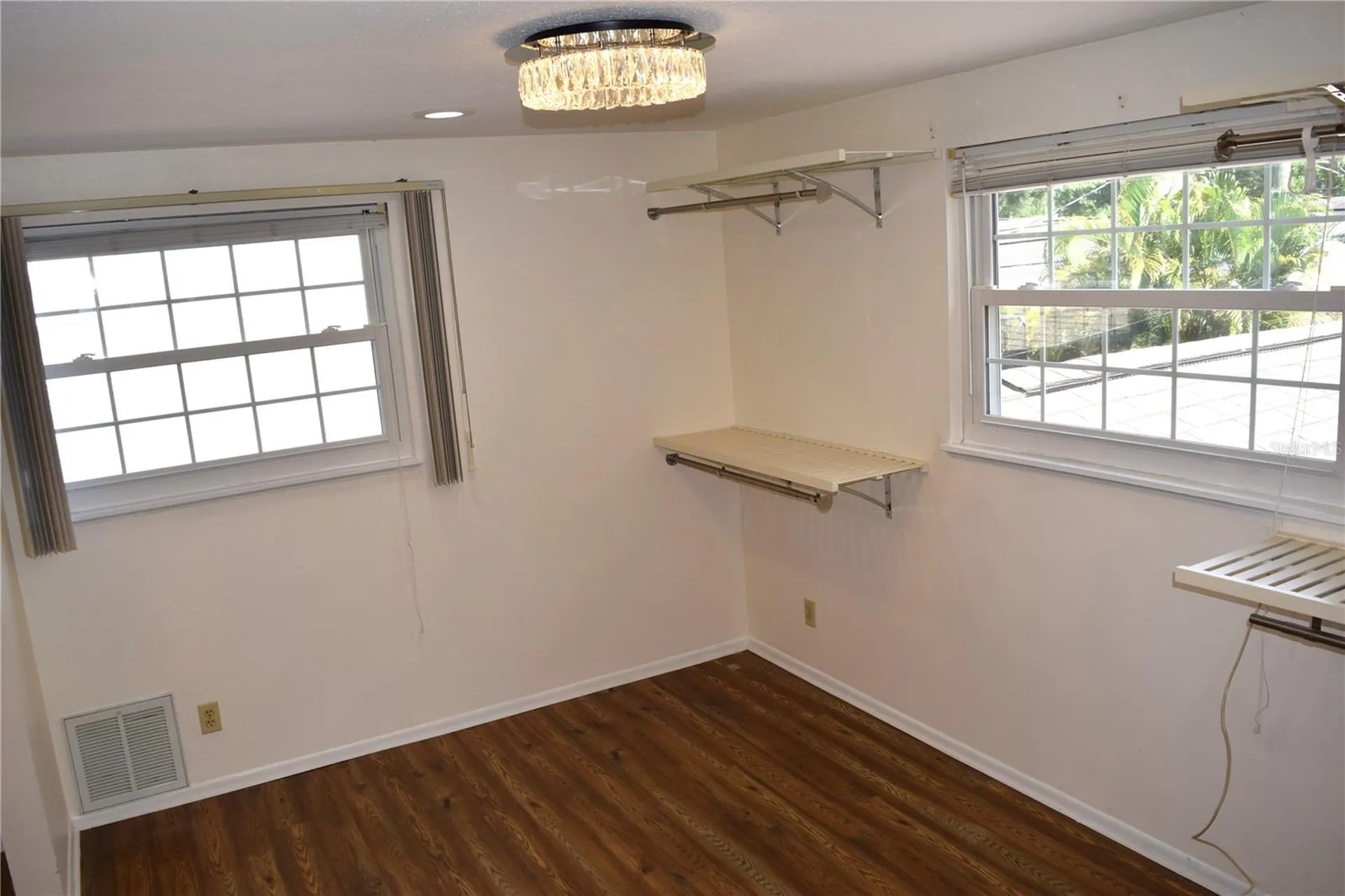 2690 64th Place N St Petersburg FL 33702