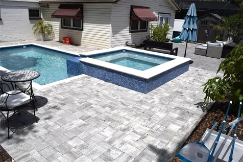 2690 64th Place N St Petersburg FL 33702