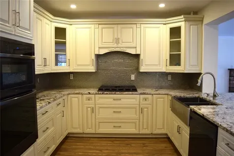 2690 64th Place N St Petersburg FL 33702