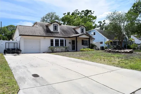 2690 64th Place N St Petersburg FL 33702