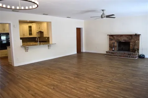 2690 64th Place N St Petersburg FL 33702