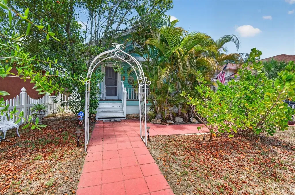 608 Belleview Boulevard Clearwater FL 33756