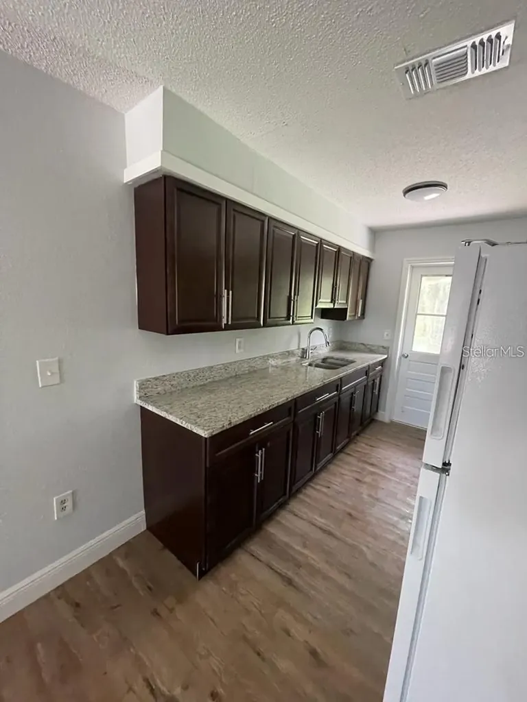 10460 SE Us Highway 441 Belleview FL 34420