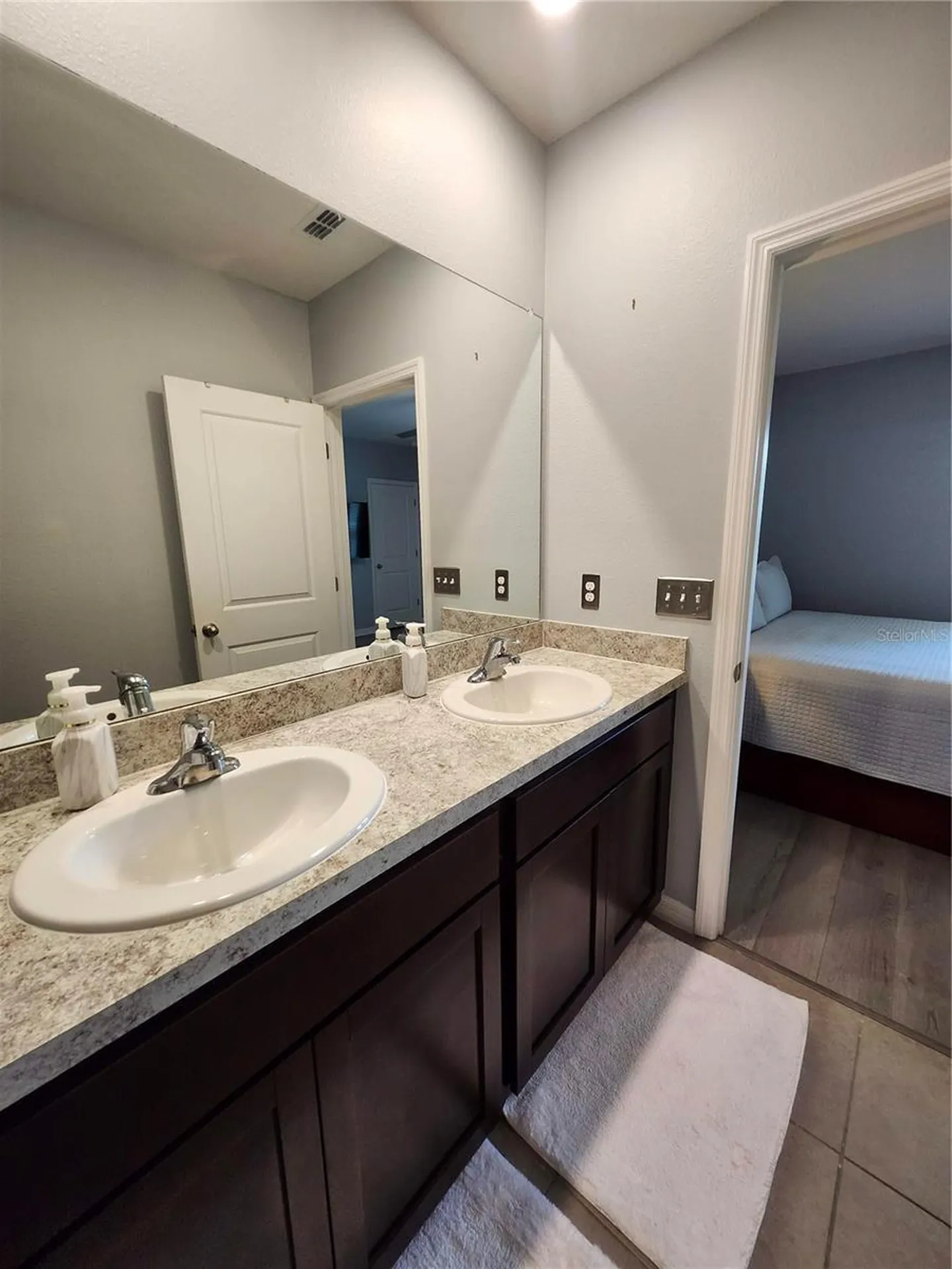 3247 Pleasant Willow Court Brandon FL 33511