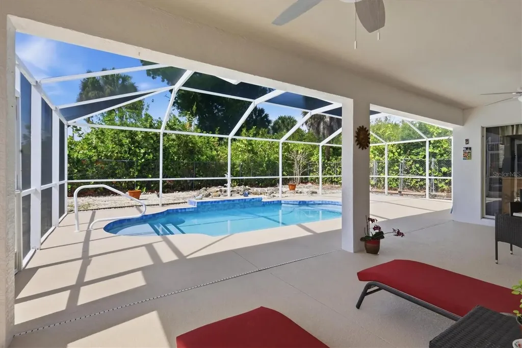 206 Cougar Way Rotonda West FL 33947