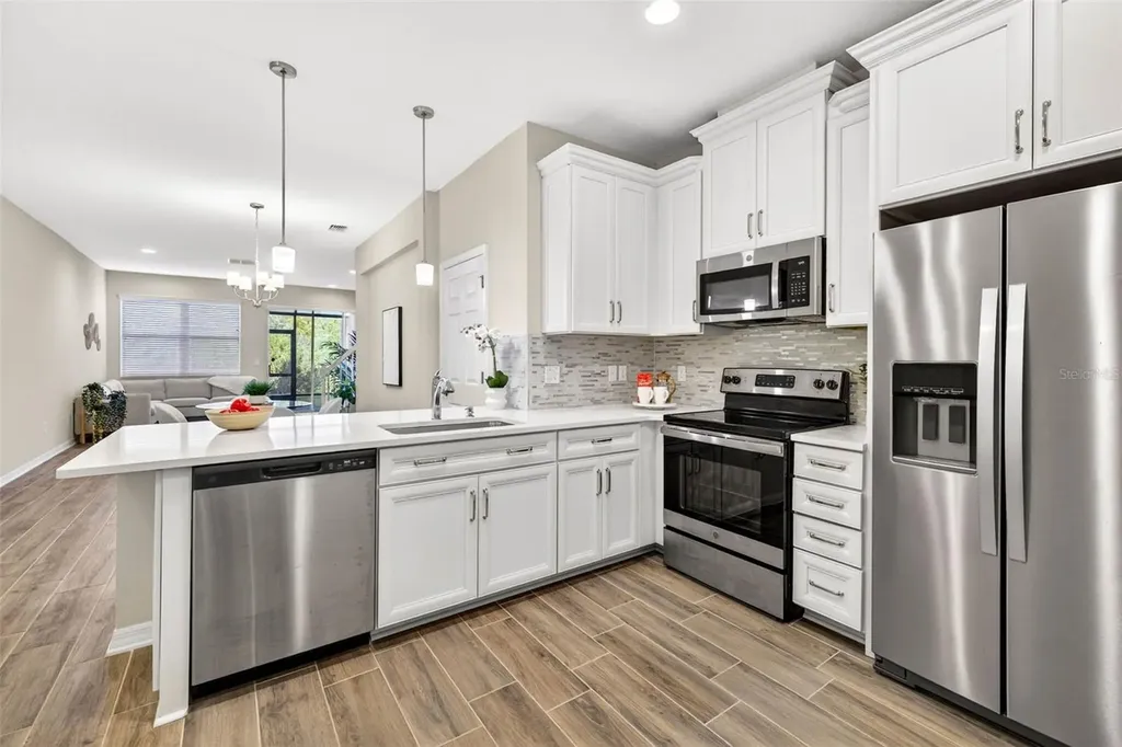 2464 Stapleford Place Wesley Chapel FL 33543