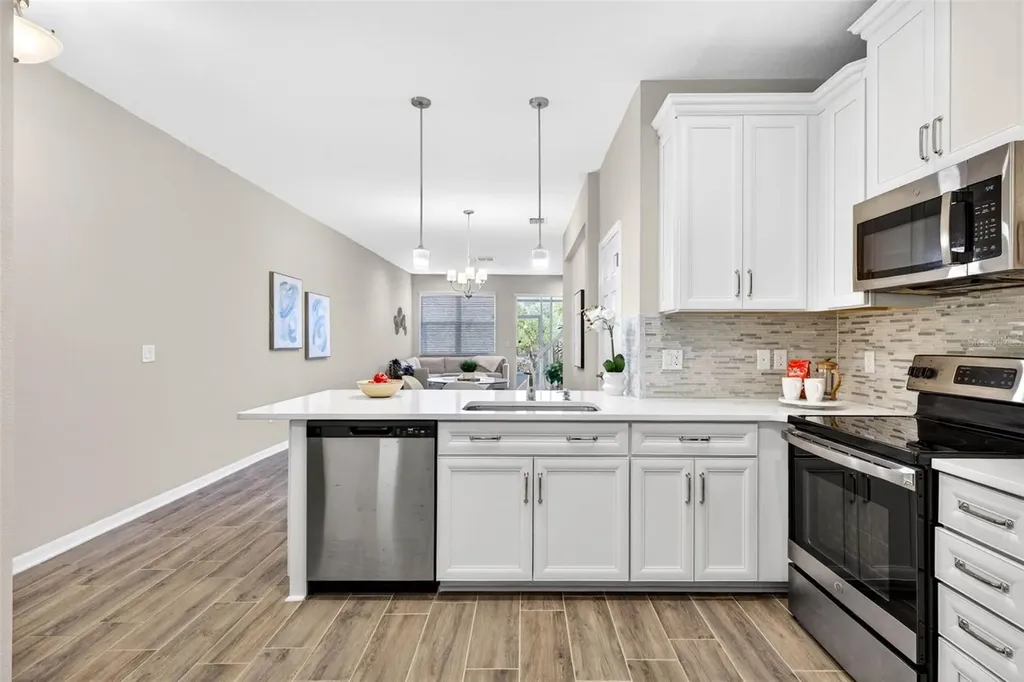 2464 Stapleford Place Wesley Chapel FL 33543